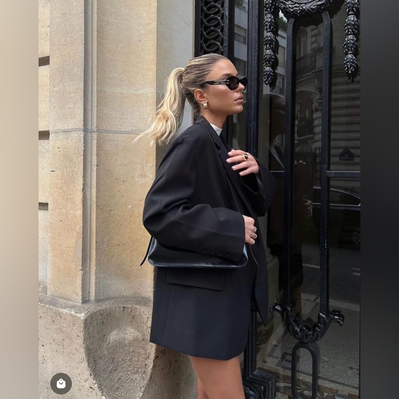 Zara Jackets & Blazers - Zara oversize blazer mom boyfriend casual black suit jacket